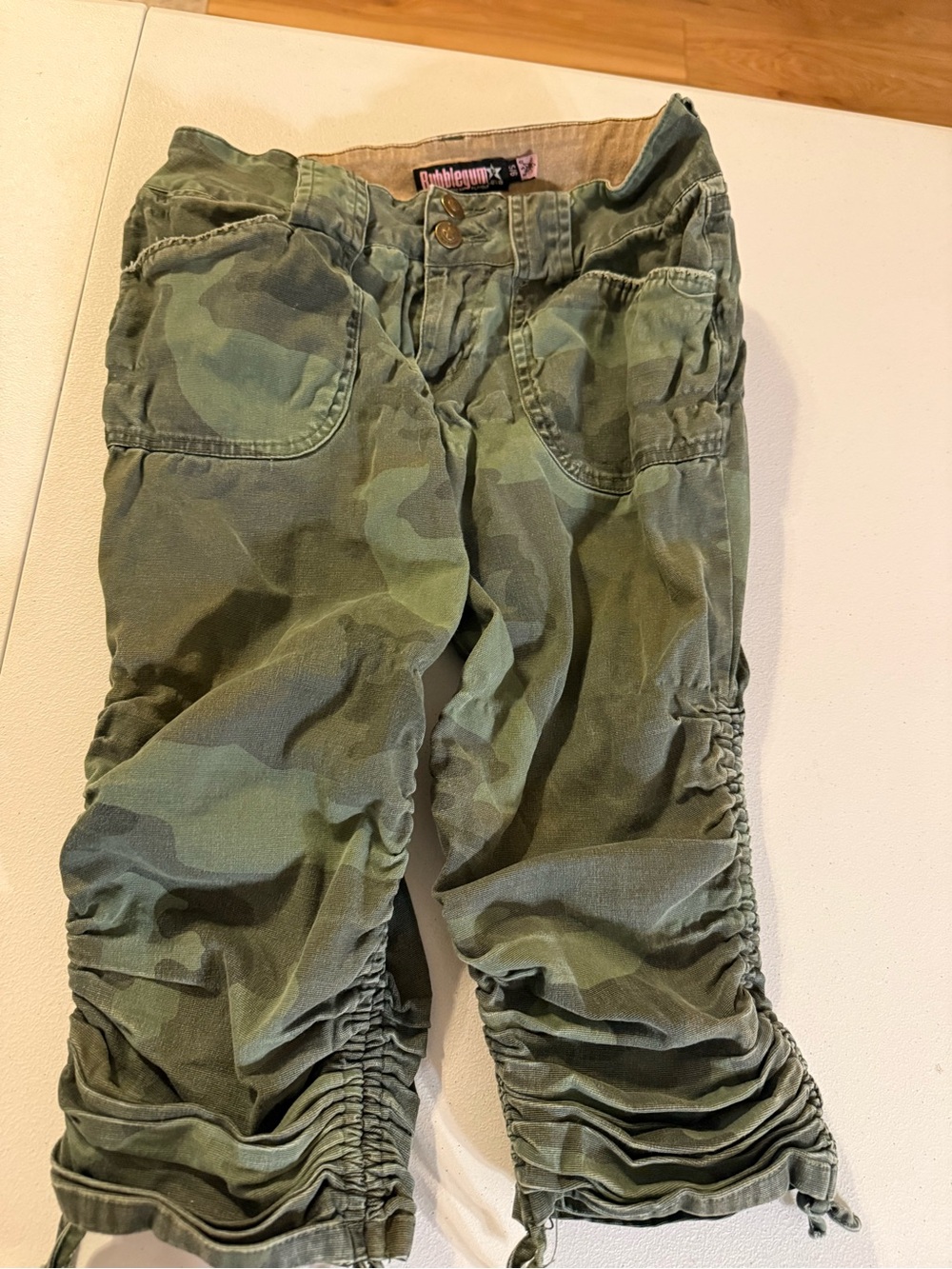 Bubblegum Y2K Low Rise Ruched Capri Cinched Army Green Camouflage Cropped 5/6
